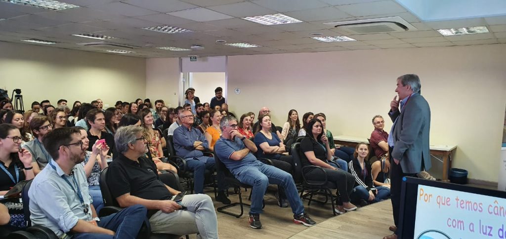 ICC realiza aula inaugural com um dos grandes nomes da genética no país