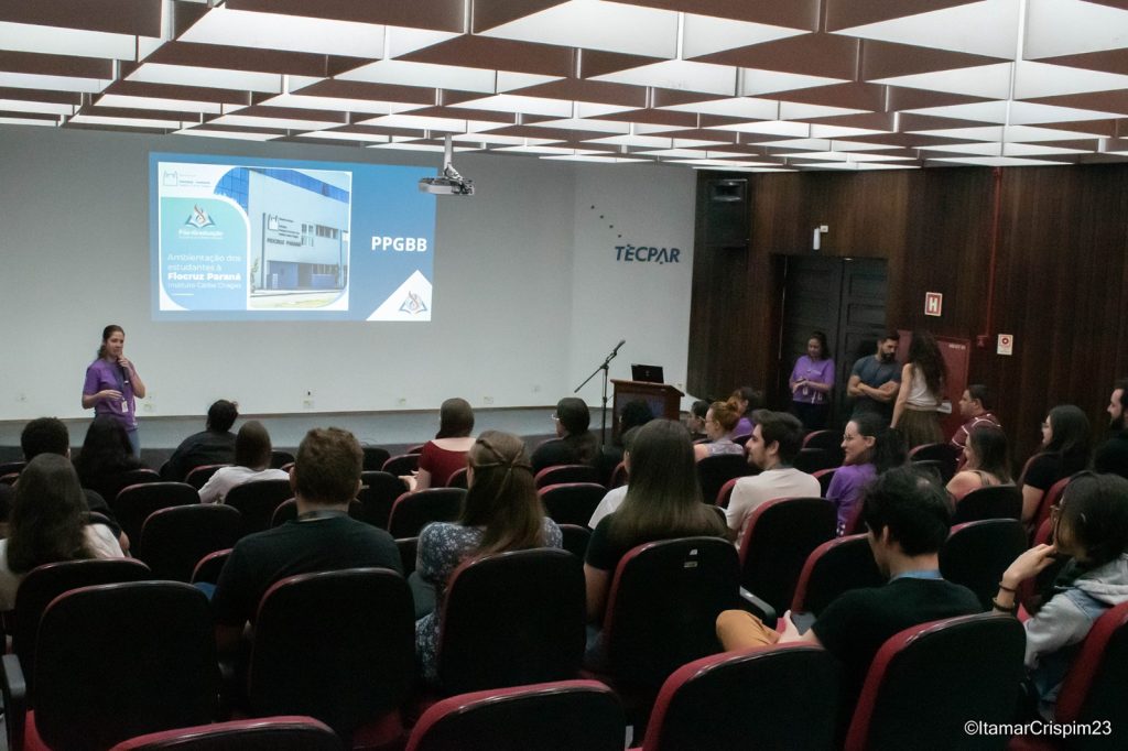 Alunos do PPGBB são recebidos com aula de ambientação à Fiocruz