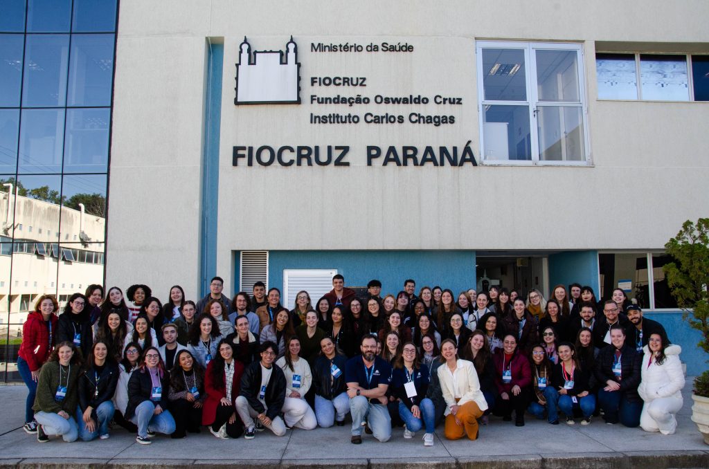 Imersão científica reúne 43 estudantes de todo o país na Fiocruz Paraná durante o VII Curso de Inverno